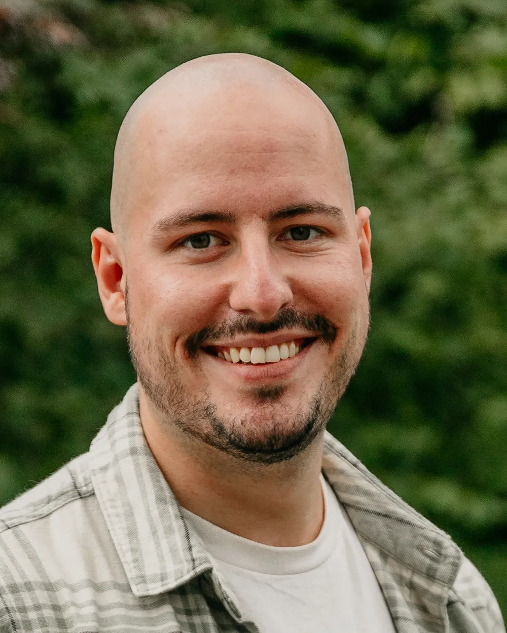 Portraitfoto Josua Zimmer