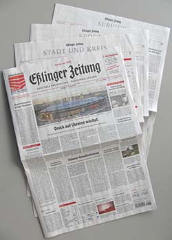 Bücher einer Zeitung im Vollformat